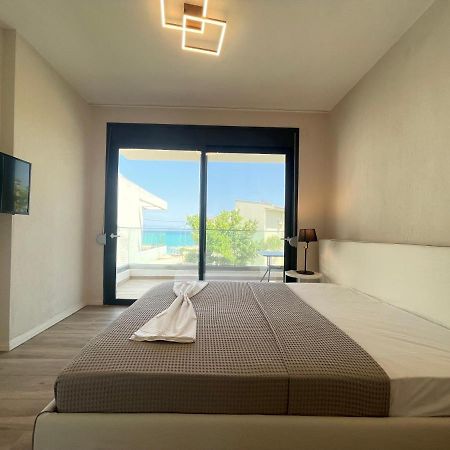 Villa Dahlia By The Sea Полихроно Экстерьер фото